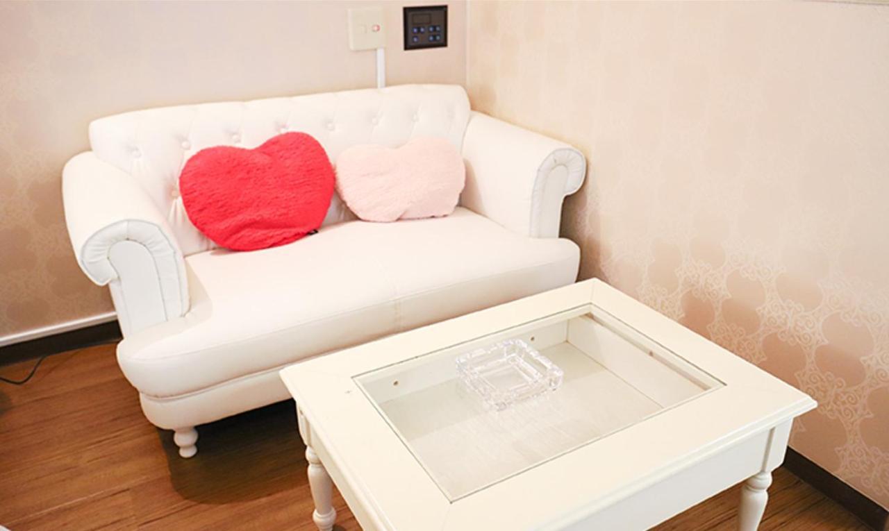 Hotel Wave大人専用 Hiroshima Exteriör bild